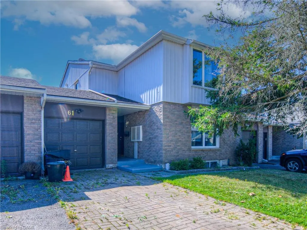61 Hillbrook Crescent