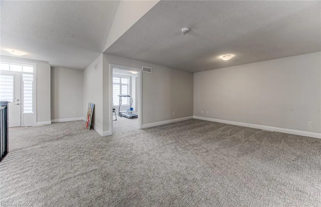 582 Mayapple Street