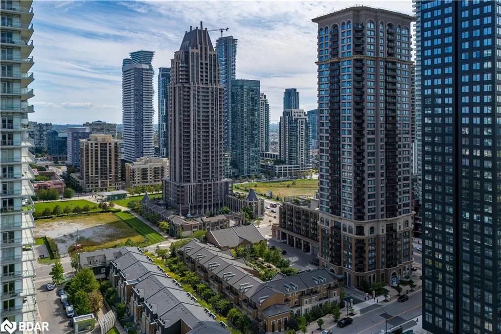 385 Prince Of Wales Drive, #307