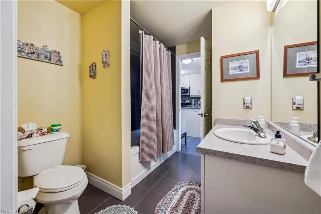 106 Bard Boulevard, #202