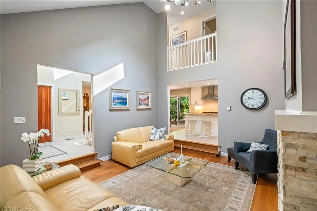 13 Oak Drive