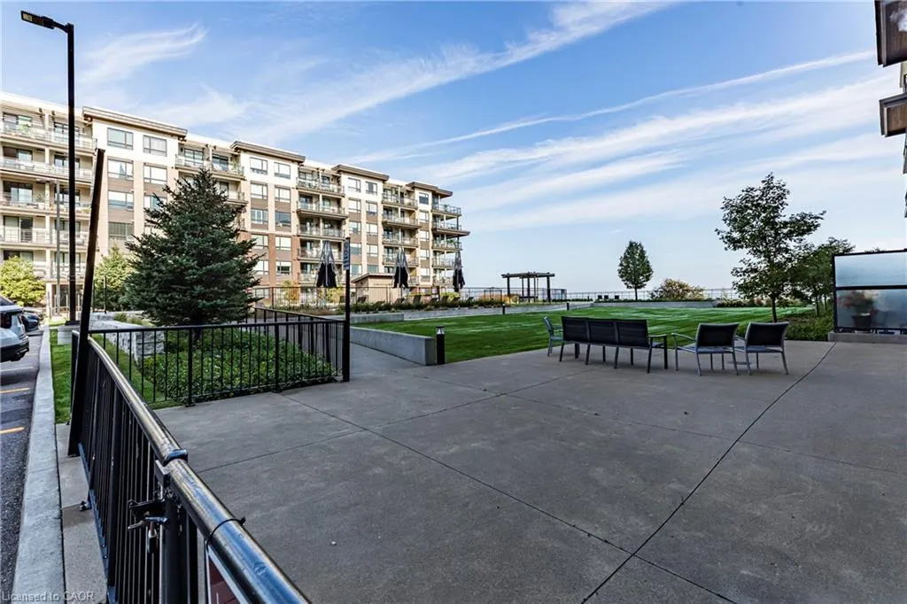 40 Esplanade Lane, #609