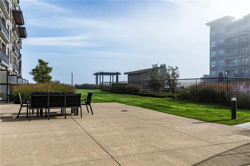 40 Esplanade Lane, #609