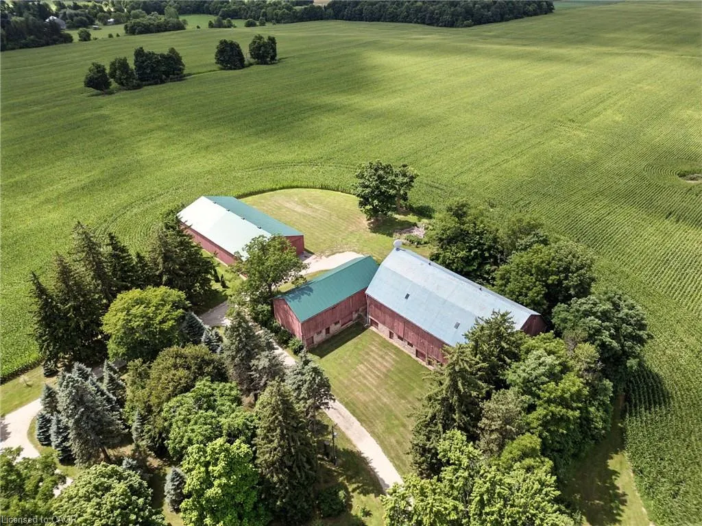 561 7th Concession Road E