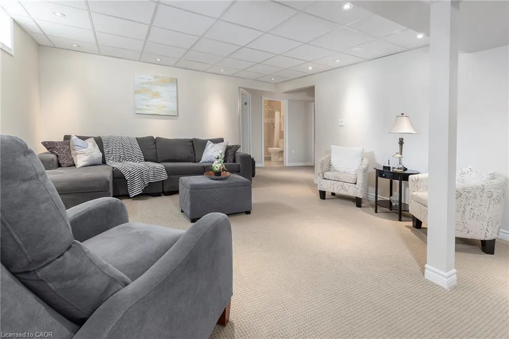 93 Aberfoyle Mill Crescent