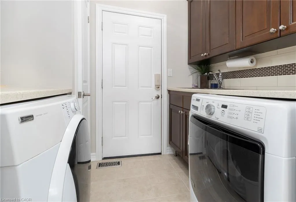 93 Aberfoyle Mill Crescent