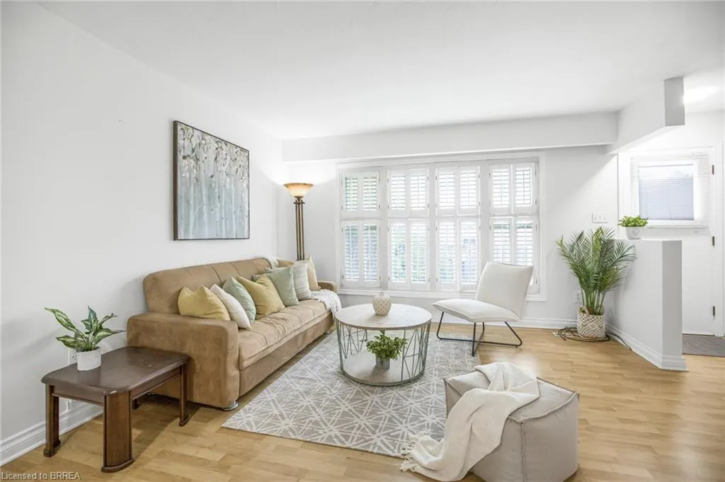 161 Berkindale Drive, #5