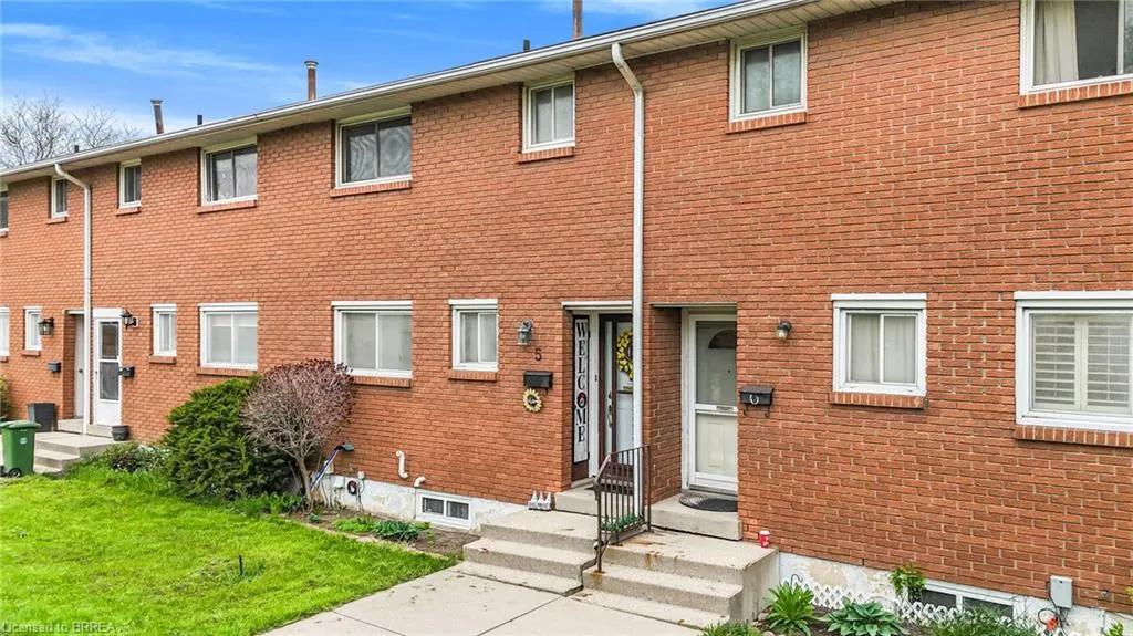 161 Berkindale Drive, #5