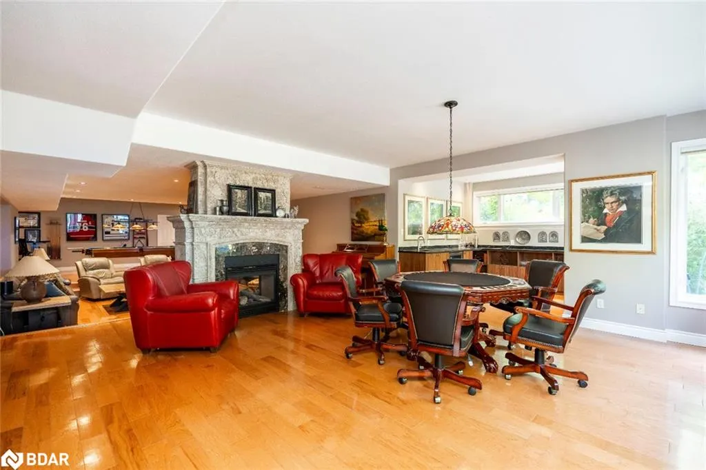 7 Maple Ridge Road