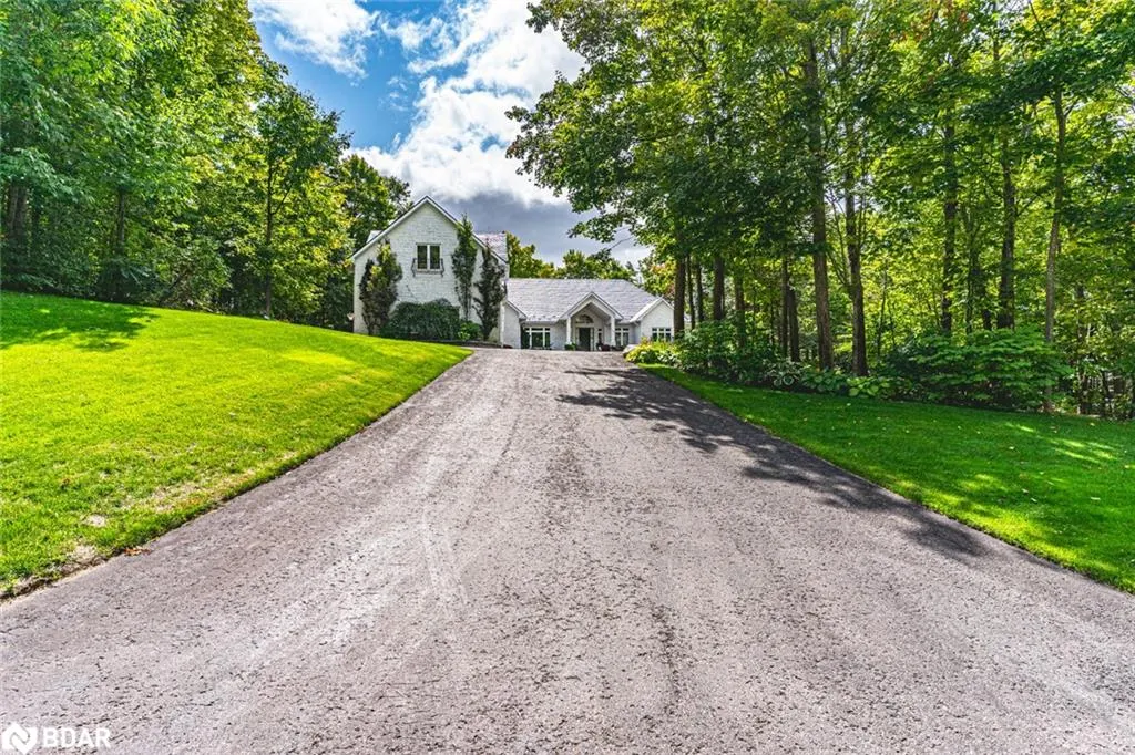 7 Maple Ridge Road