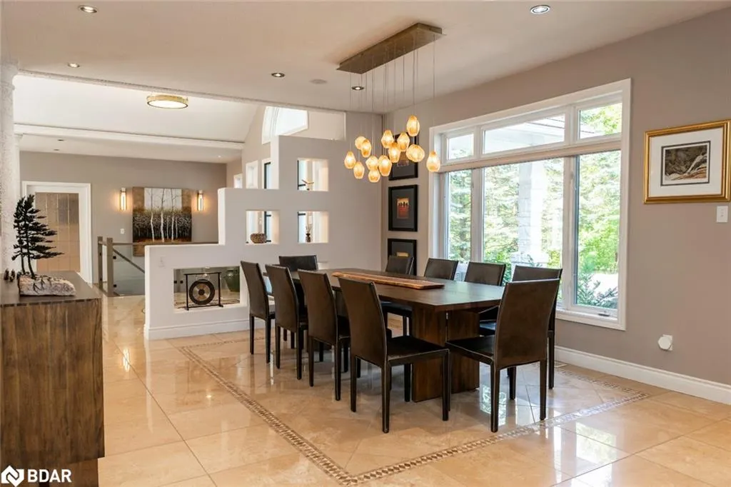7 Maple Ridge Road
