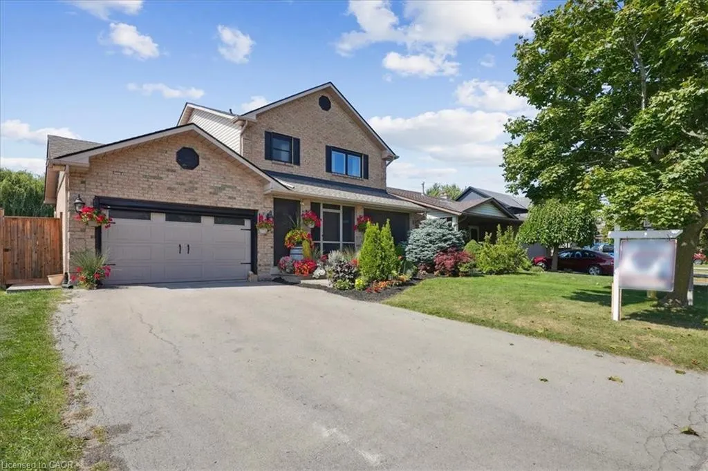 4577 St. Volodymyr Crescent