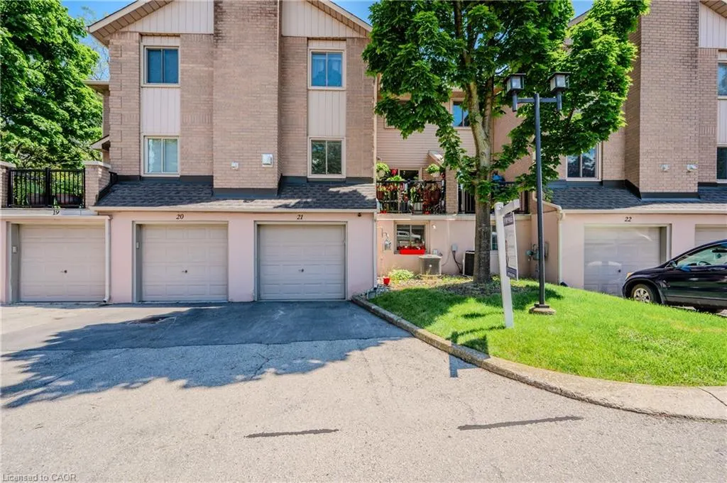 38 Elora Drive, #21