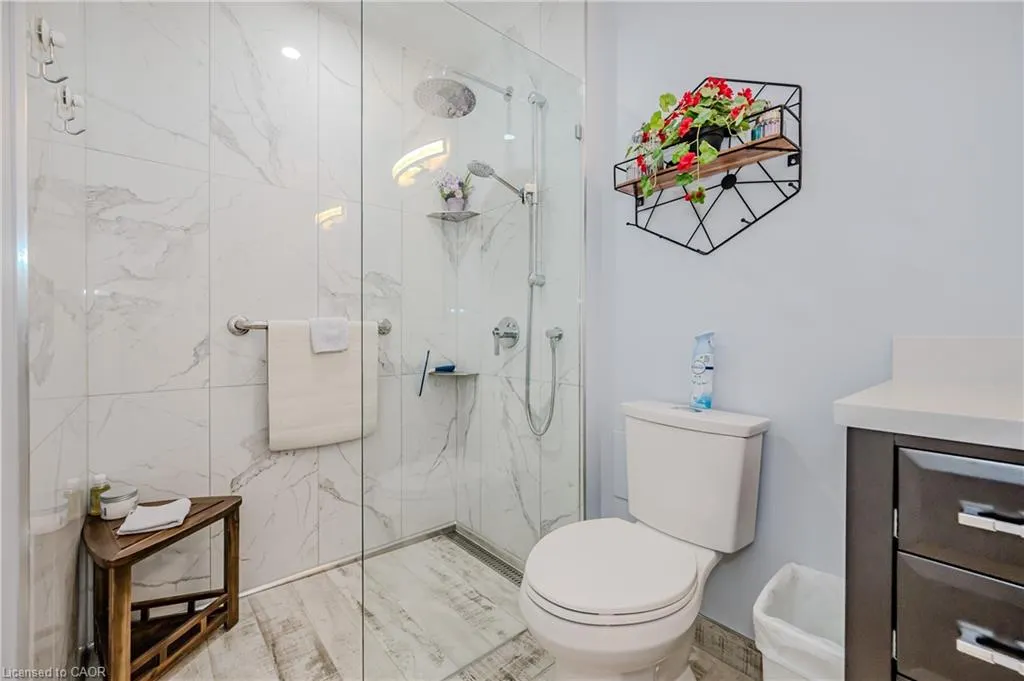 38 Elora Drive, #21