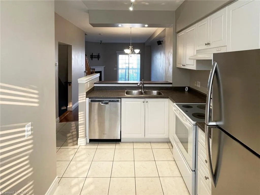 5080 Fairview Street, #6