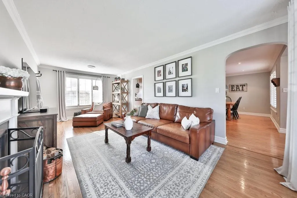 886 Whitney Drive