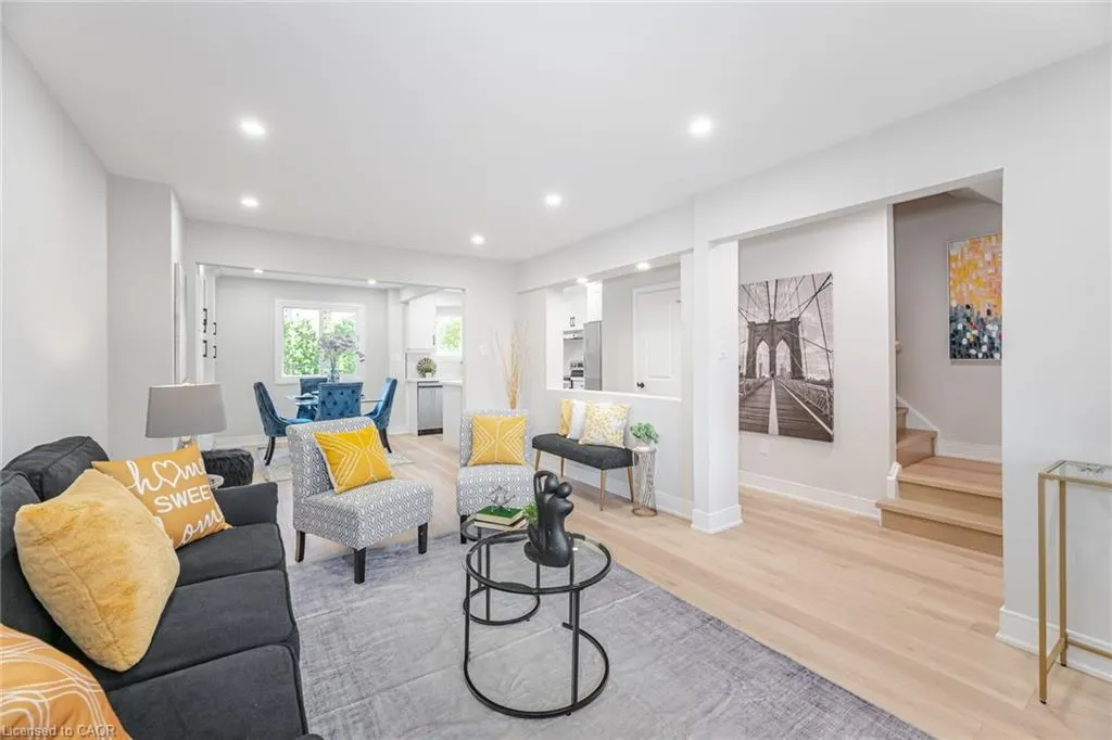 3175 Kirwin Avenue, #64