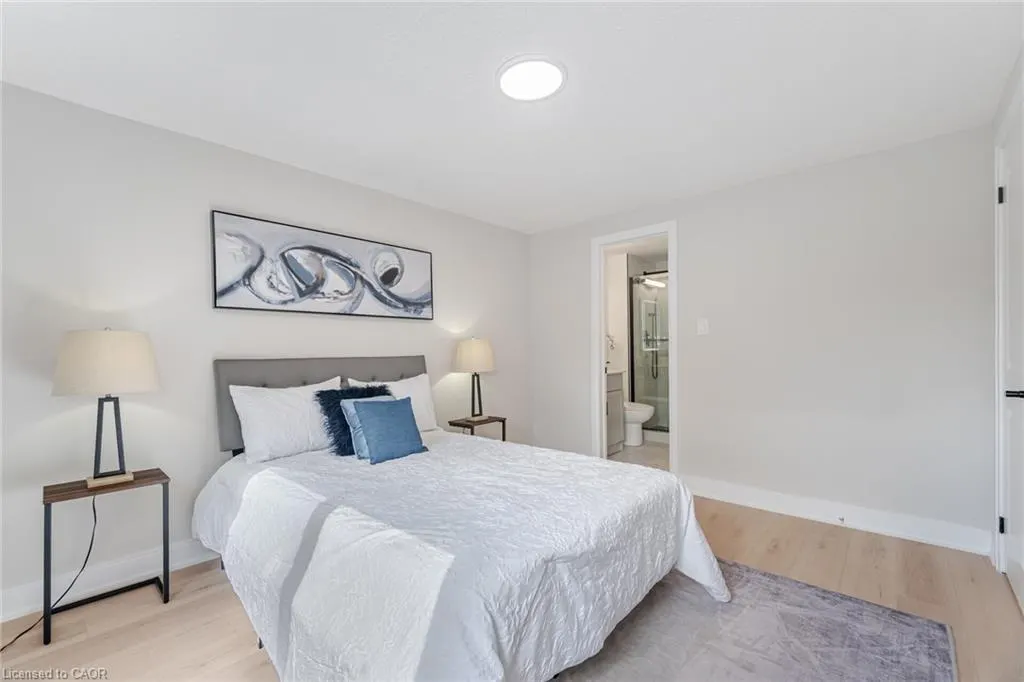 3175 Kirwin Avenue, #64