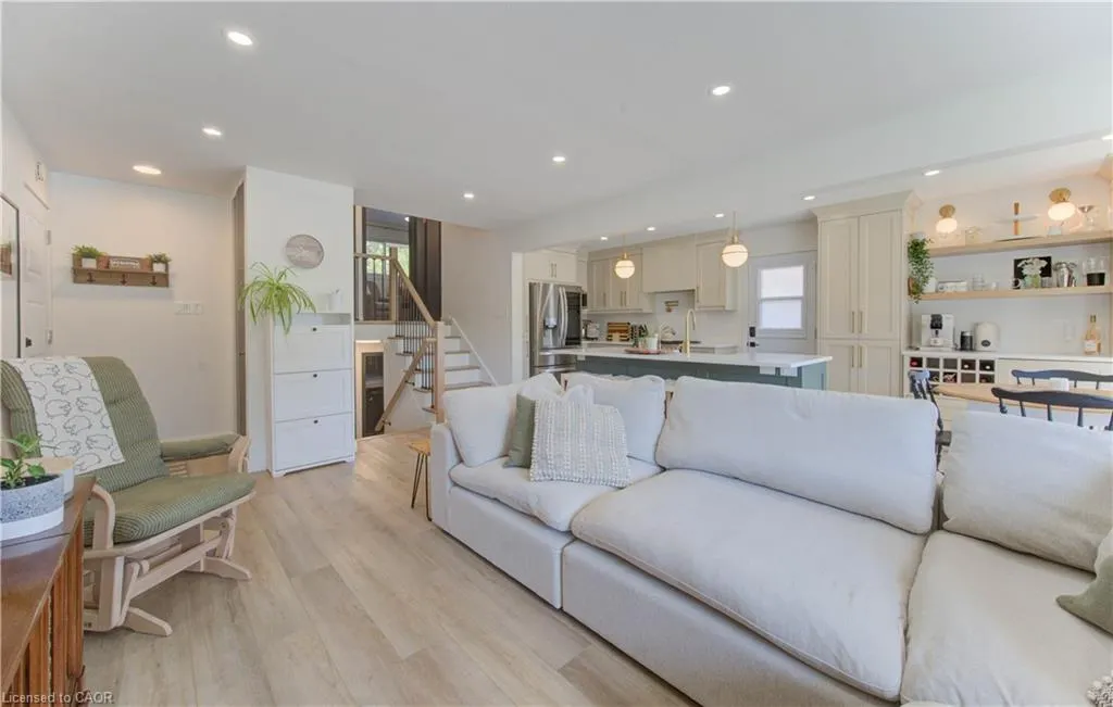 76 Kenwood Drive