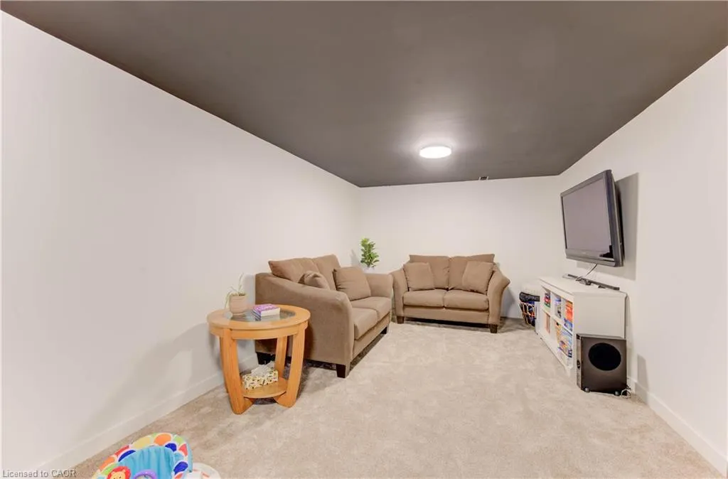 76 Kenwood Drive