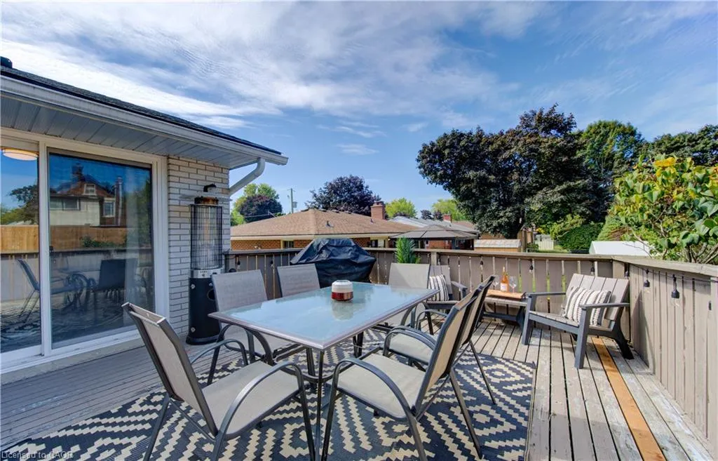 76 Kenwood Drive