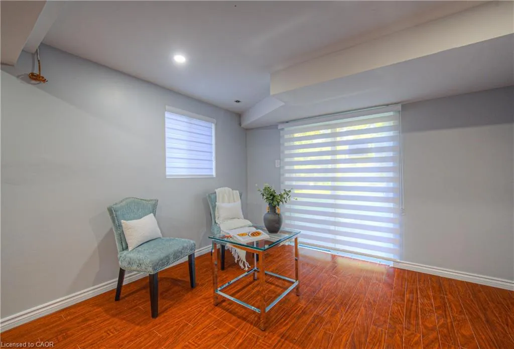 38 Poplar Drive