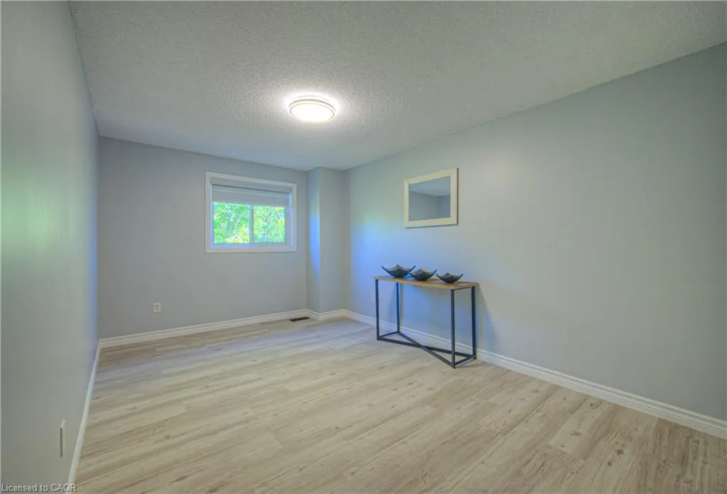 38 Poplar Drive