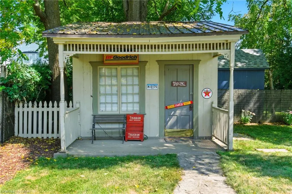 240 Mill Street N