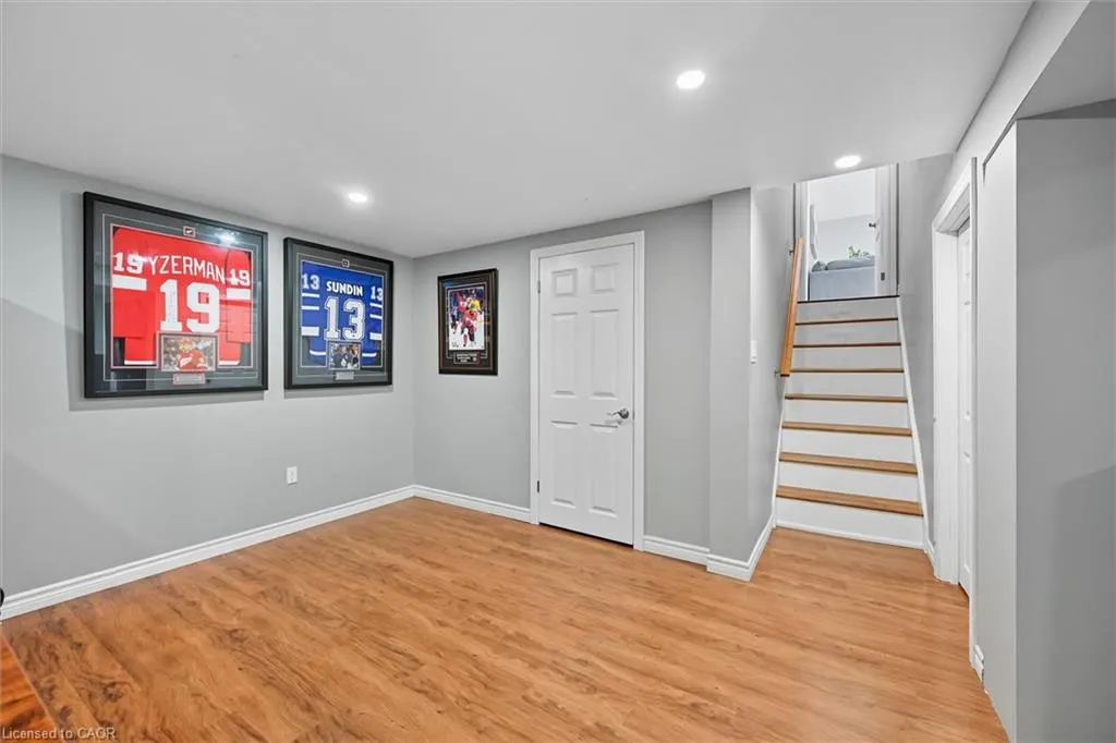 641 Holt Drive