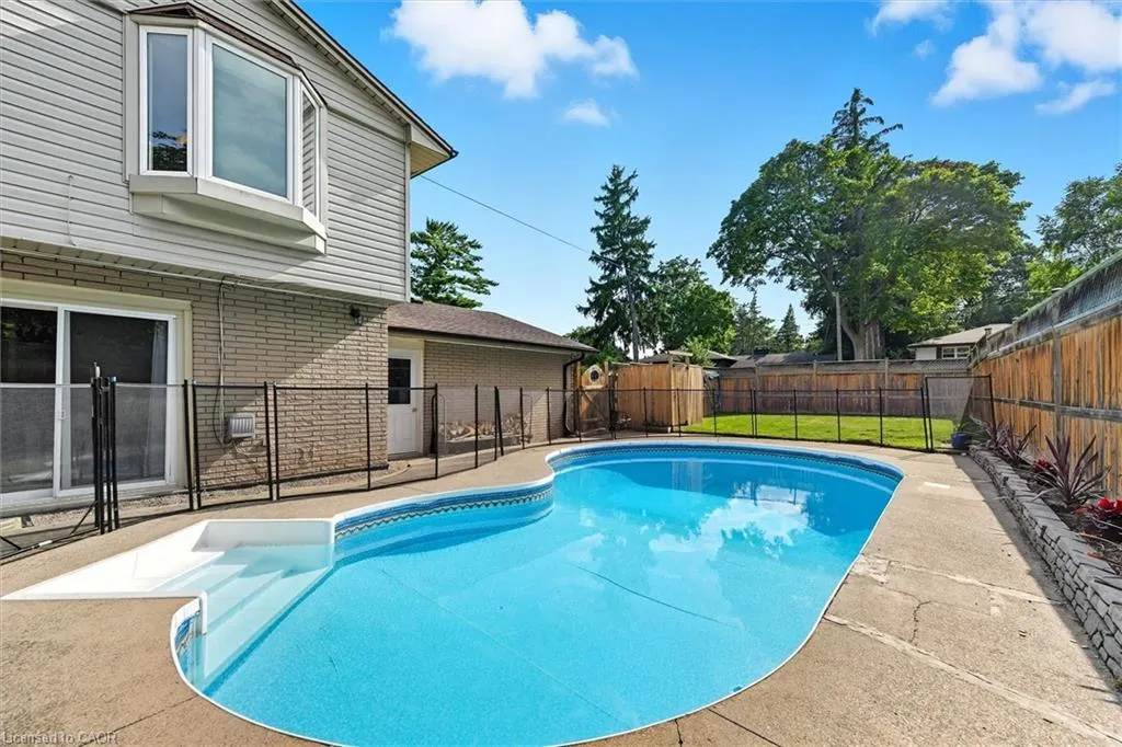 641 Holt Drive