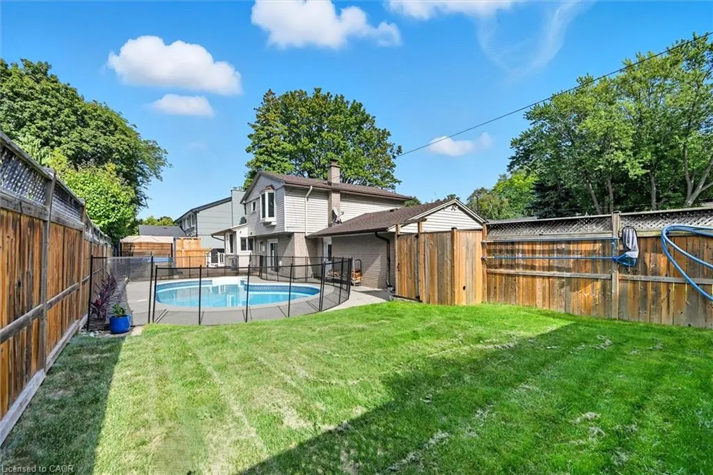 641 Holt Drive