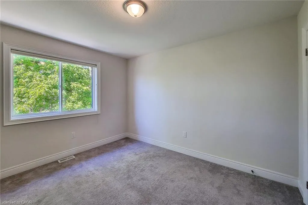 1261 Mohawk Road W, #5