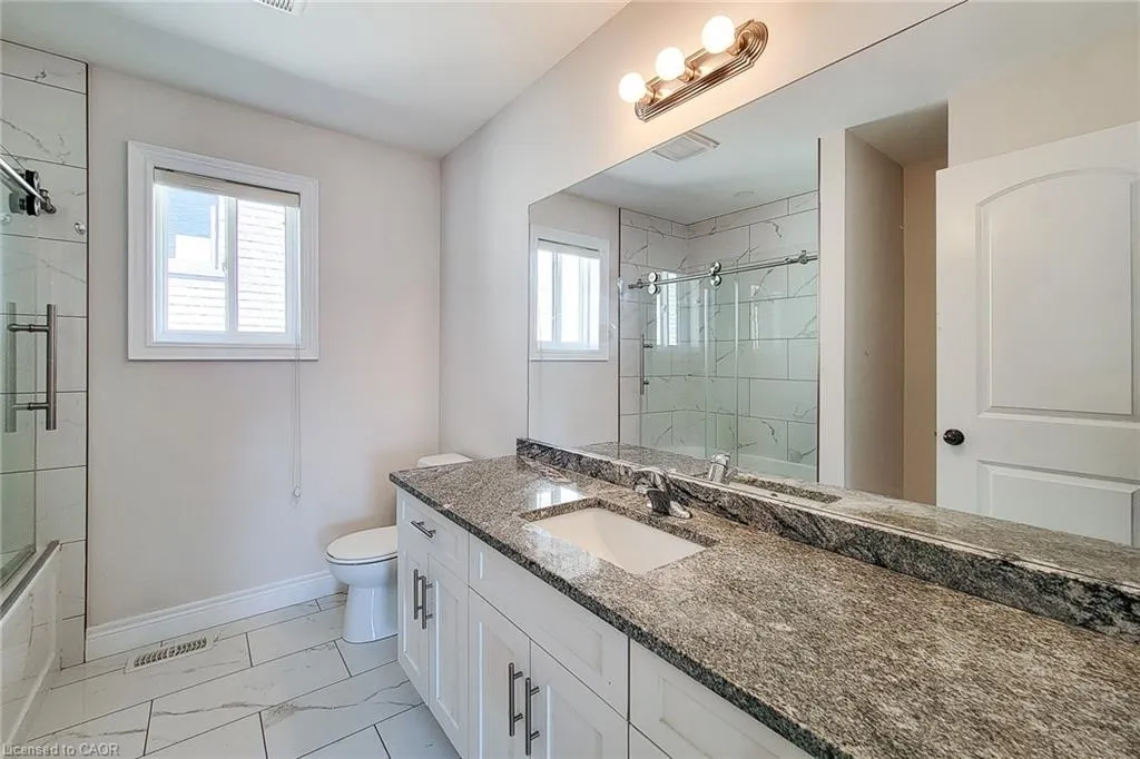 1261 Mohawk Road W, #5