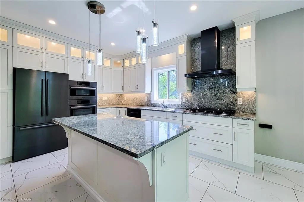 1261 Mohawk Road W, #5