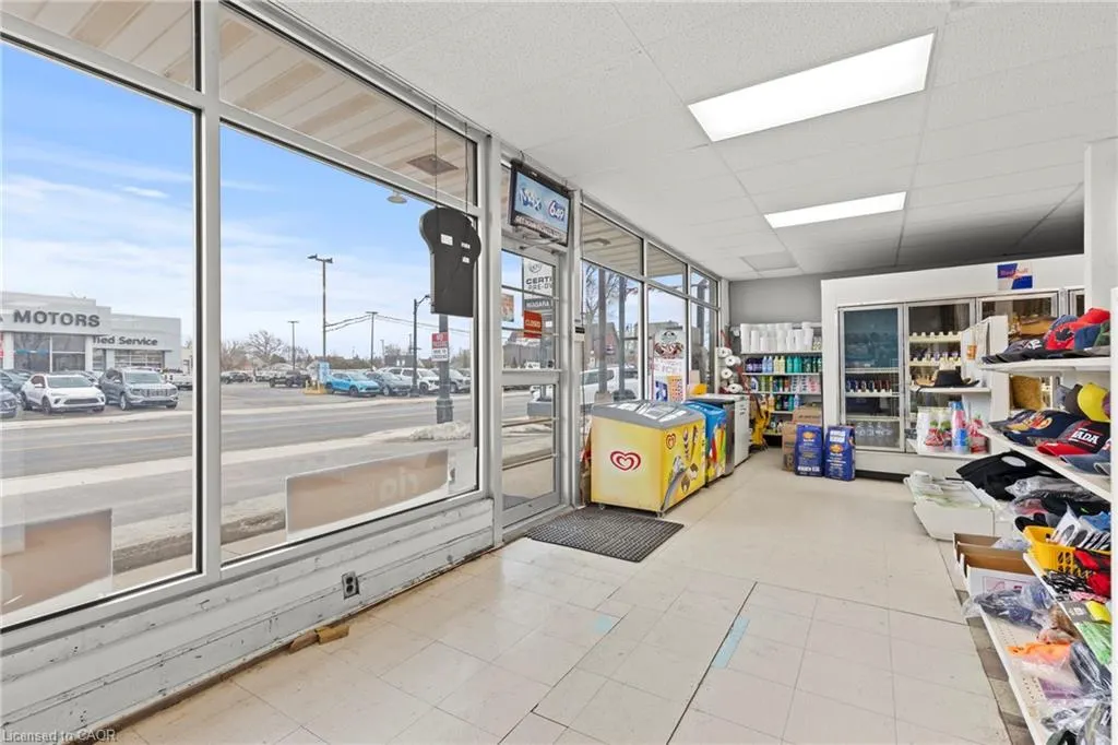 1530 Niagara Stone Road