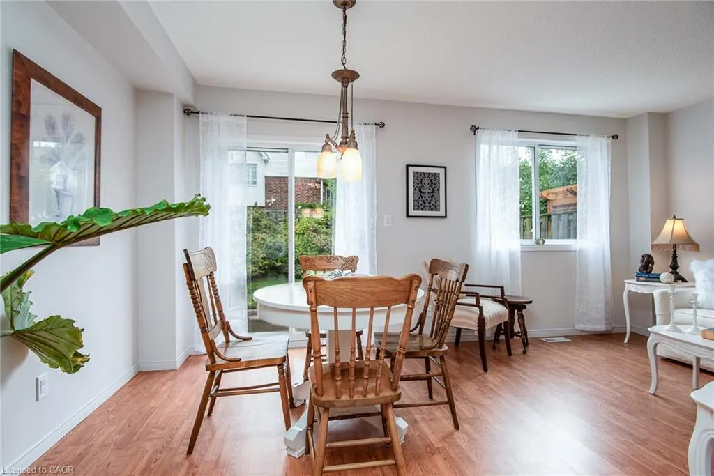 173 Highland Crescent