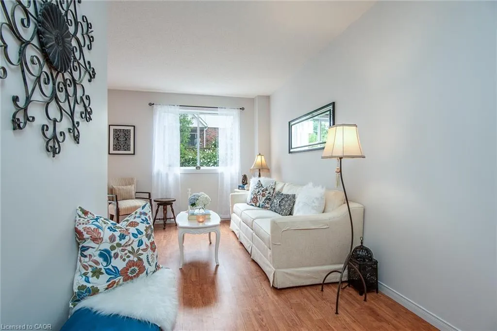 173 Highland Crescent