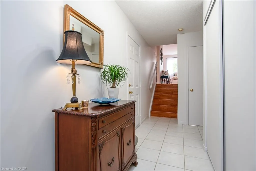 173 Highland Crescent