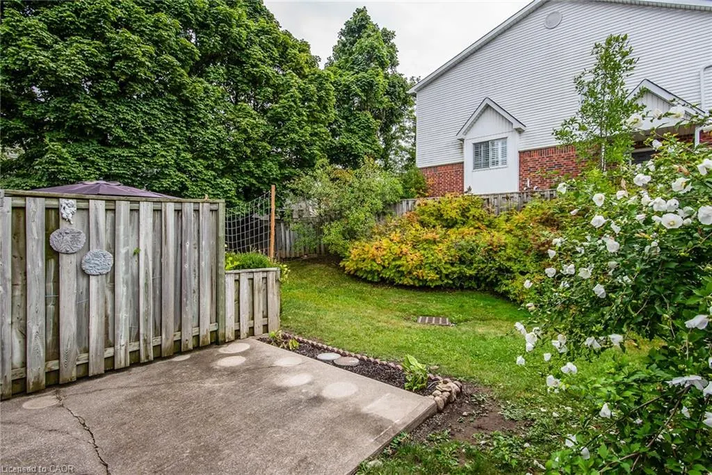 173 Highland Crescent