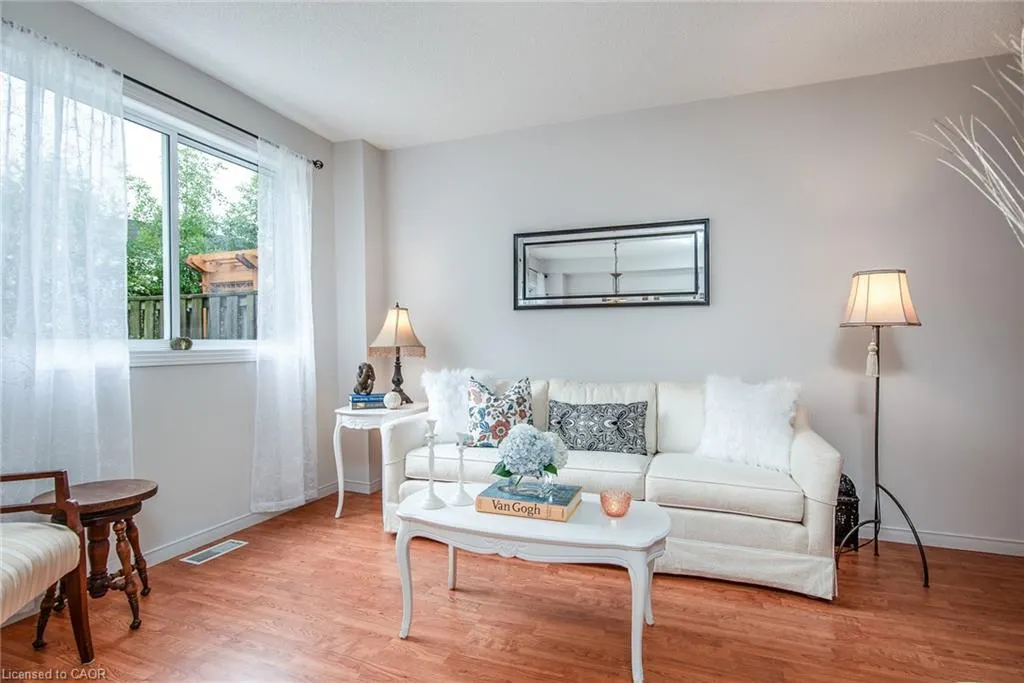 173 Highland Crescent