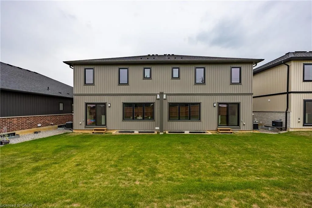 103 Amber Street