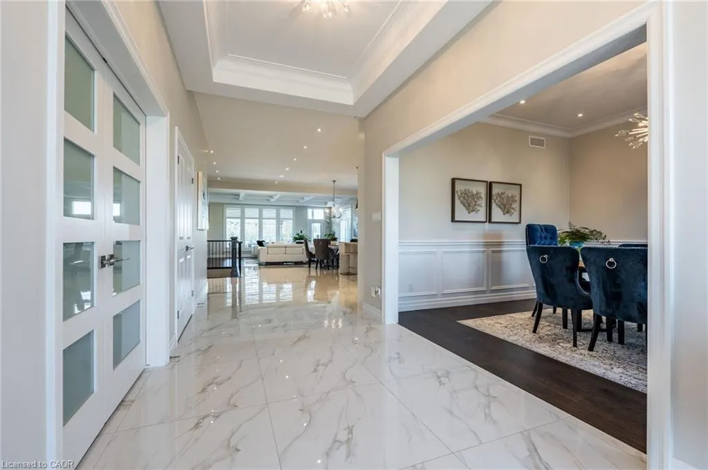 10 Harper Boulevard