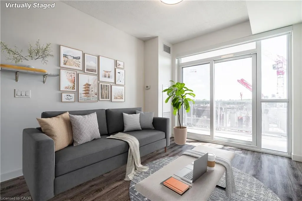 2081 Fairview Street, #501