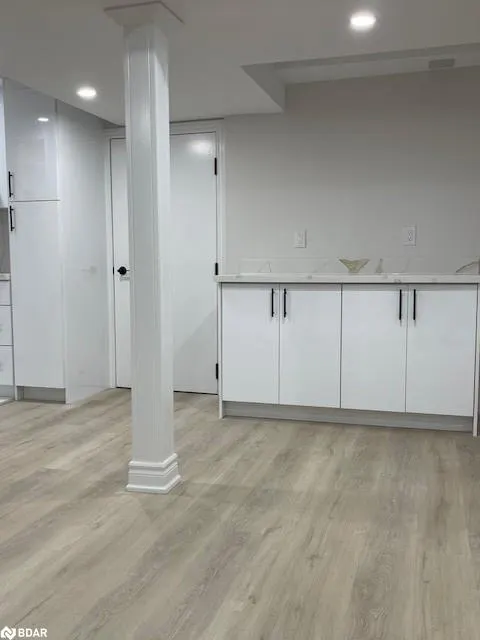 130 Lady Dolores Avenue, #Basement
