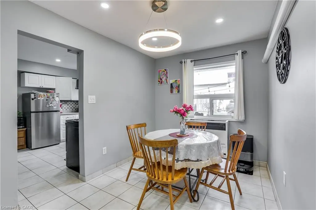 271 Thames Street, #19