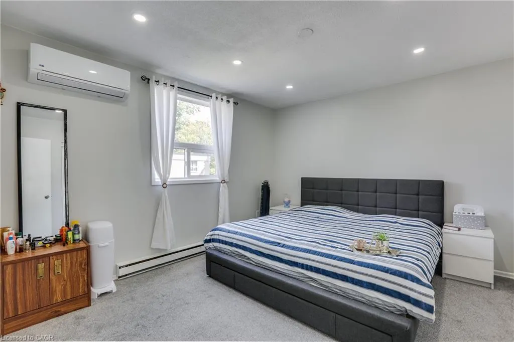 271 Thames Street, #19
