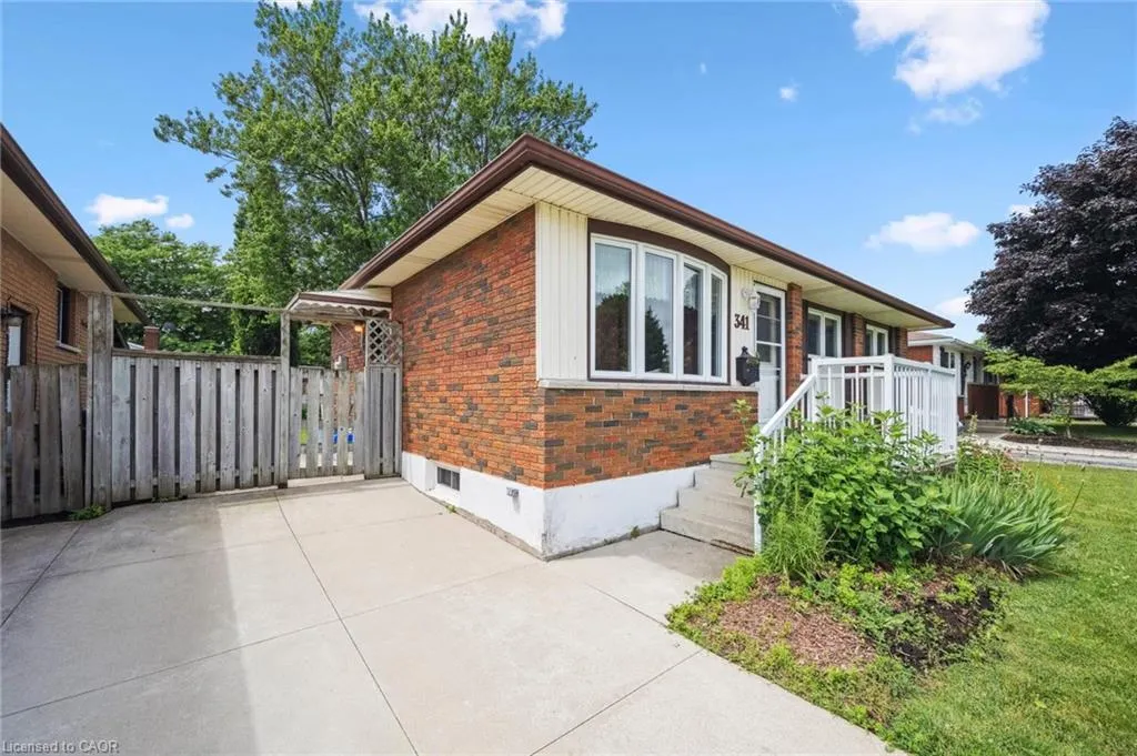 341 Redford Crescent