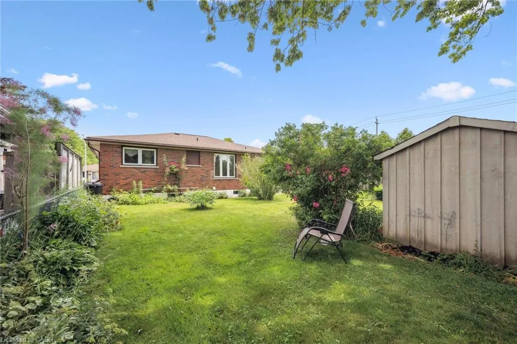 341 Redford Crescent