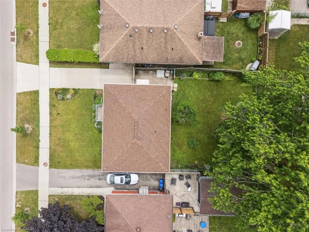 341 Redford Crescent