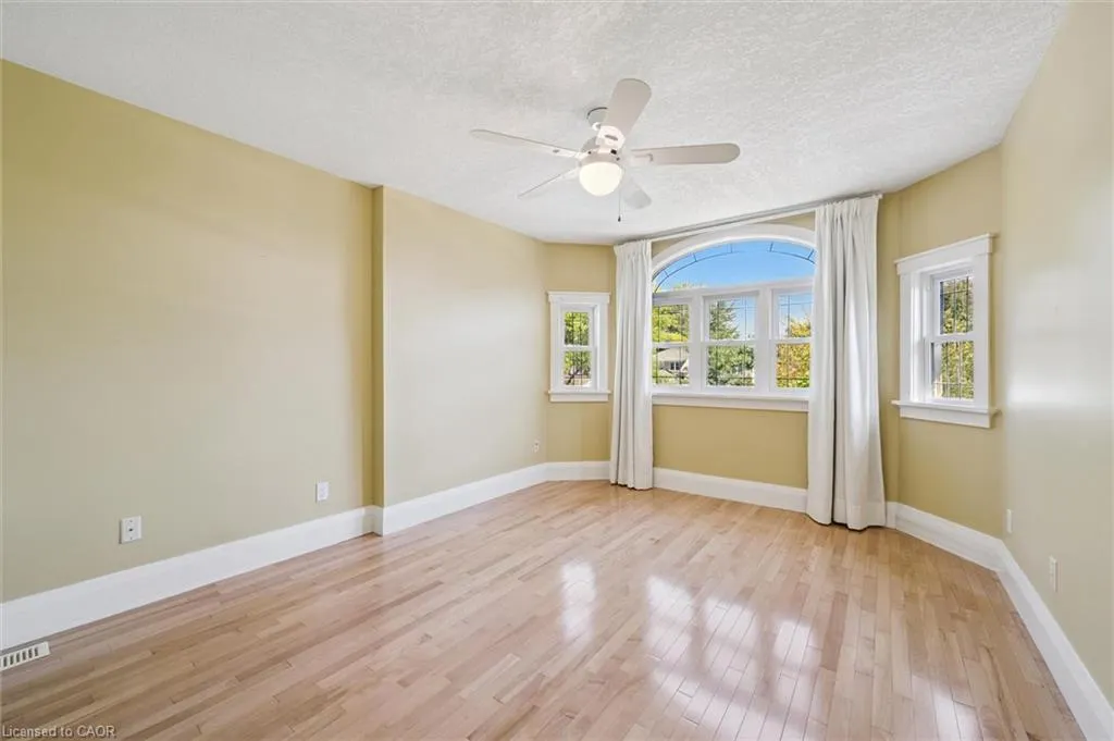 349 Meadowvale Place